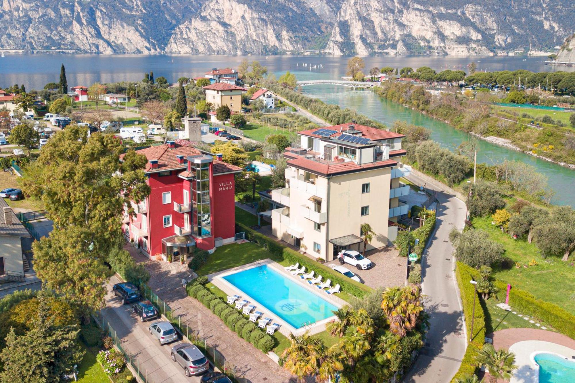 Bike & Wind Hotel Villa Maria Torbole Sul Garda Exterior foto