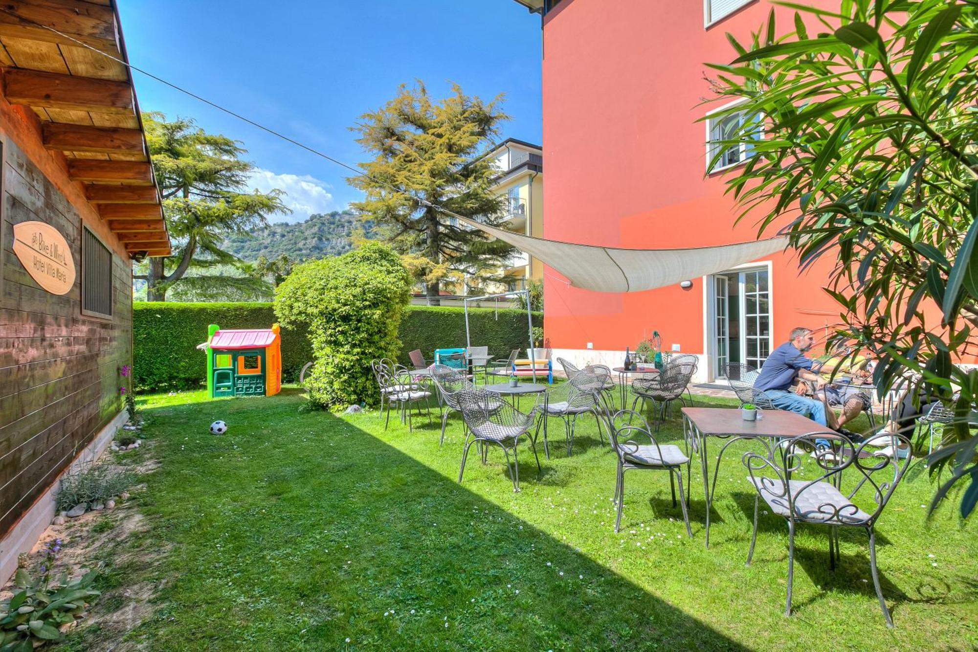 Bike & Wind Hotel Villa Maria Torbole Sul Garda Exterior foto